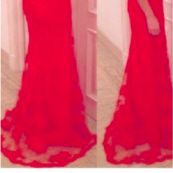 Gorgeous unique RED evening gown! - Picture 2 of 6